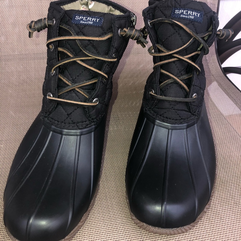 Women's Saltwater Quilted Duck Booties